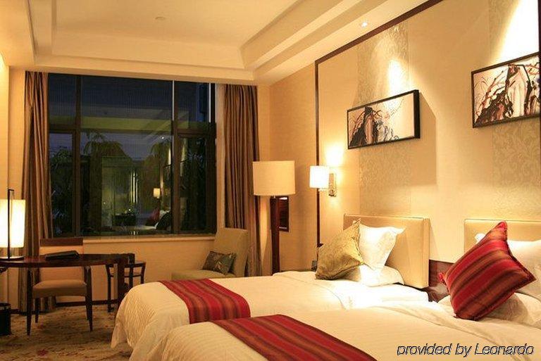 Southern Club Hotel Гуанджоу Екстериор снимка