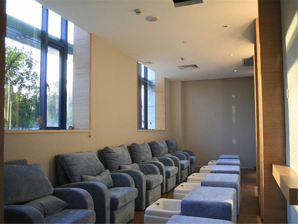 Southern Club Hotel Гуанджоу Екстериор снимка