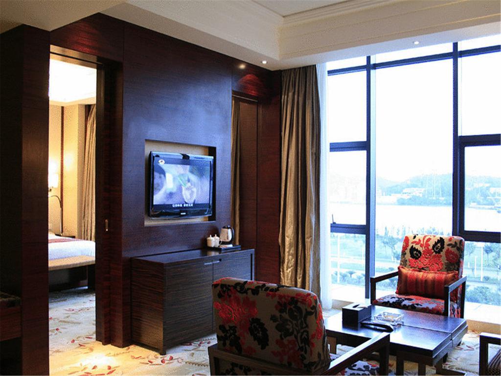 Southern Club Hotel Гуанджоу Екстериор снимка