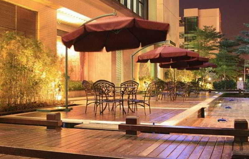 Southern Club Hotel Гуанджоу Екстериор снимка